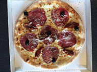 Pizza Di Mateo food