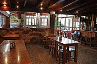 La Cantina inside