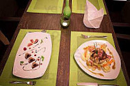 Restaurant Bauzers food