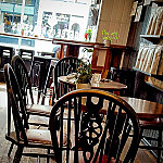 Artisan Roast Bruntsfield inside