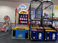 Chuck E. Cheese food