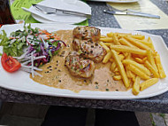 Restaurant Saarblick food