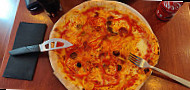 Pizza Saint Roman food