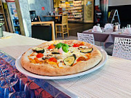 Pizzeria Tomate food