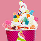 Menchie's Frozen Yogurt food