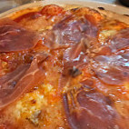 Montanea Pizzeria food