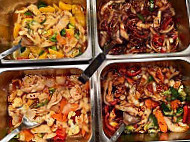 Lowenpark Wok & Grill food