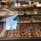 Ann's Bakery food