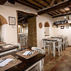 Taverna Del Grappolo Blu food