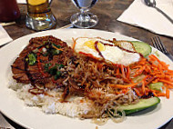 Van Son Vietnamese Cuisine food