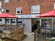 Arken Pizzeria inside