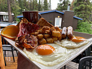 Sunwapta Falls Restaurant food