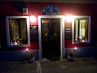 Antica Osteria La Fama inside