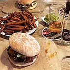 Corvin's Burger & Beer food