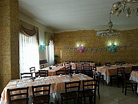 La Collina inside