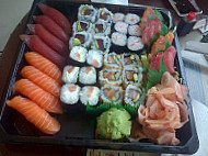 Be Sushi With Love food