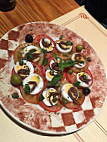 Pizzeria L' Italiano food