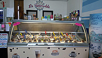 Gelateria La Renaredda inside