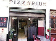 Pizzarium inside