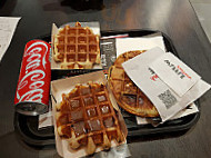 Waffle Factory Grand Quartier food