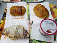 La Croissanterie Charleville food