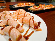 Sushi King food