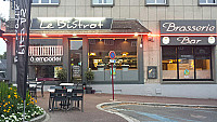 Le Bistrot inside