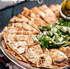 مطعم وشلالات قصر الماس food