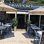 Le Newport Chez Franco inside