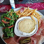 Auberge Du Chateau food