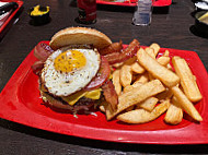 Red Robin Gourmet Burgers And Brews food