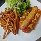 Aux Enfants La Table food