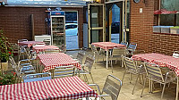 Pizzeria Italian"s inside