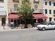 Café Le Glacier Matthias Le Boulou France inside