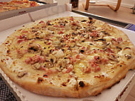 Pizza Bella Italia food