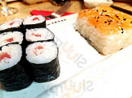 Sushi King food