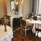 Lycee Hotelier Le Renouveau Chateau Colcombet food