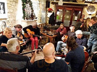 Le Calice Brasserie inside