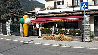 Tartufo Volante Gelateria Artigianale outside