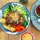 Three Sisters Vietnamese Tuckshop food