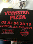 Veenstra Pizza inside