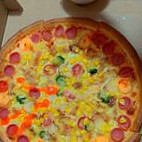 Golden Pizza food