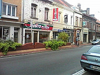 Pizza Subito Henin outside