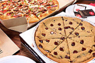 Pizza Hut food