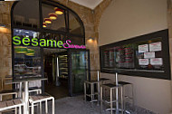 Sesame Saveurs inside