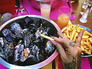 La Cabane A Moules food