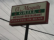 El Mesquite Grill inside