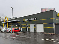 Mc Donald's outside