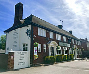 The Grapes Public House outside