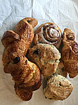 La Boulangerie Aucoin inside